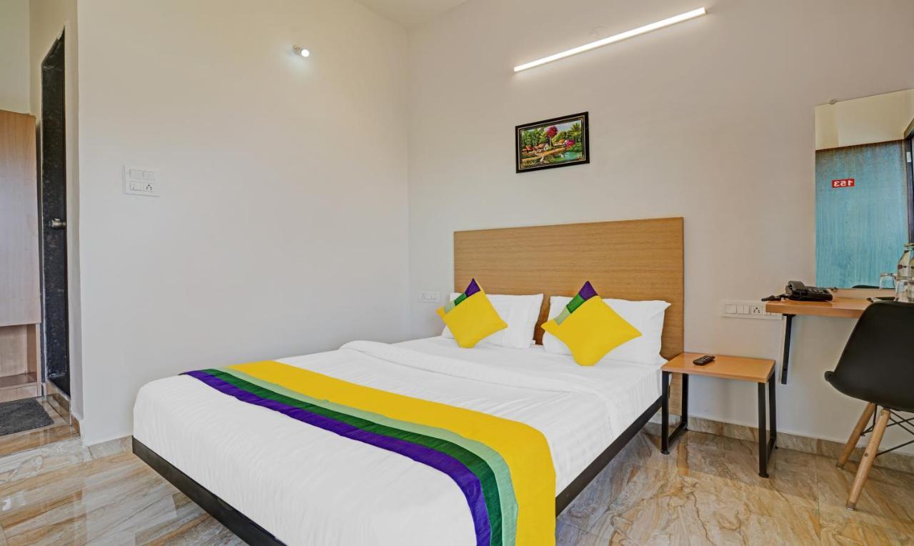 Itsy Hotels Flowers Park Nashik Dış mekan fotoğraf