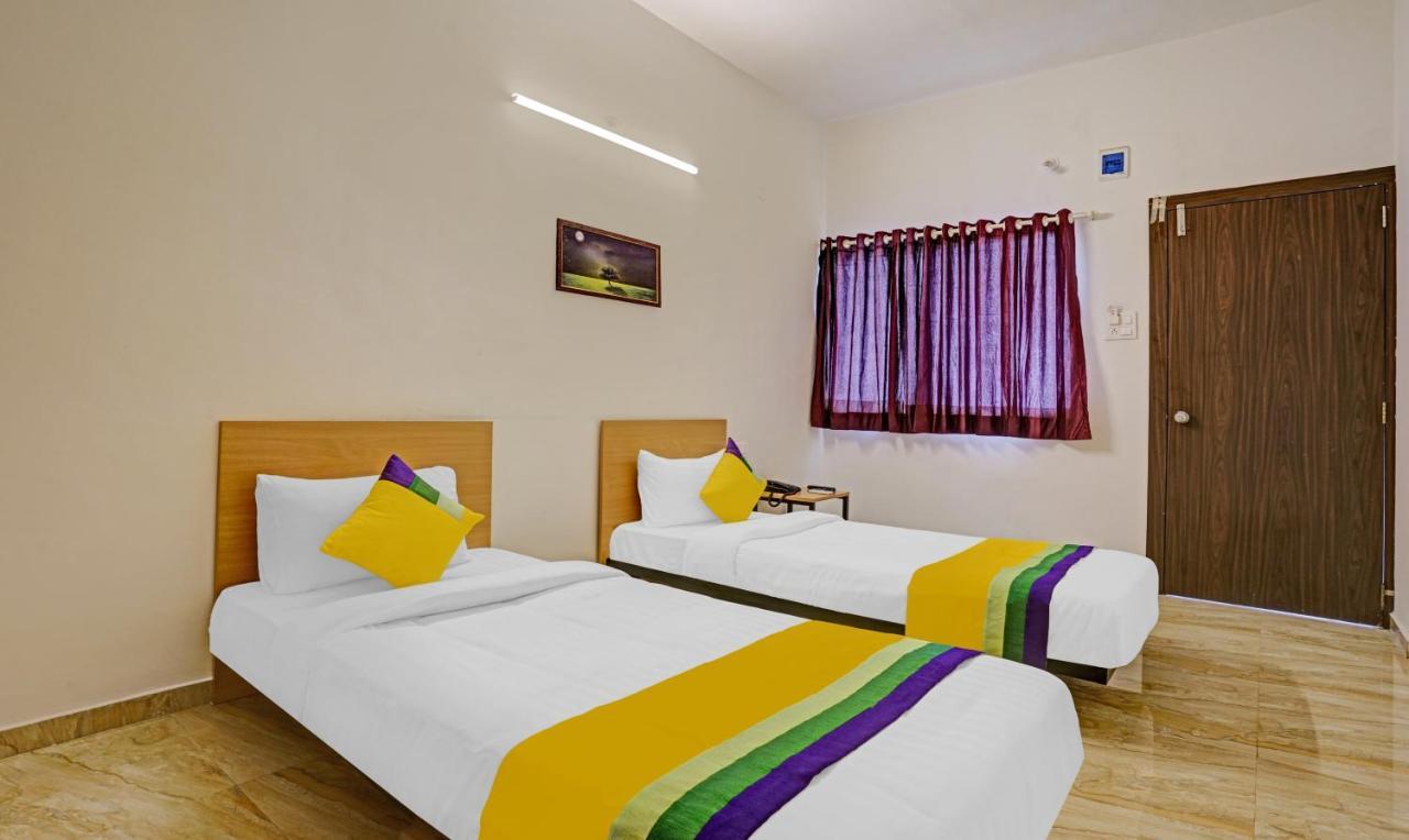 Itsy Hotels Flowers Park Nashik Dış mekan fotoğraf