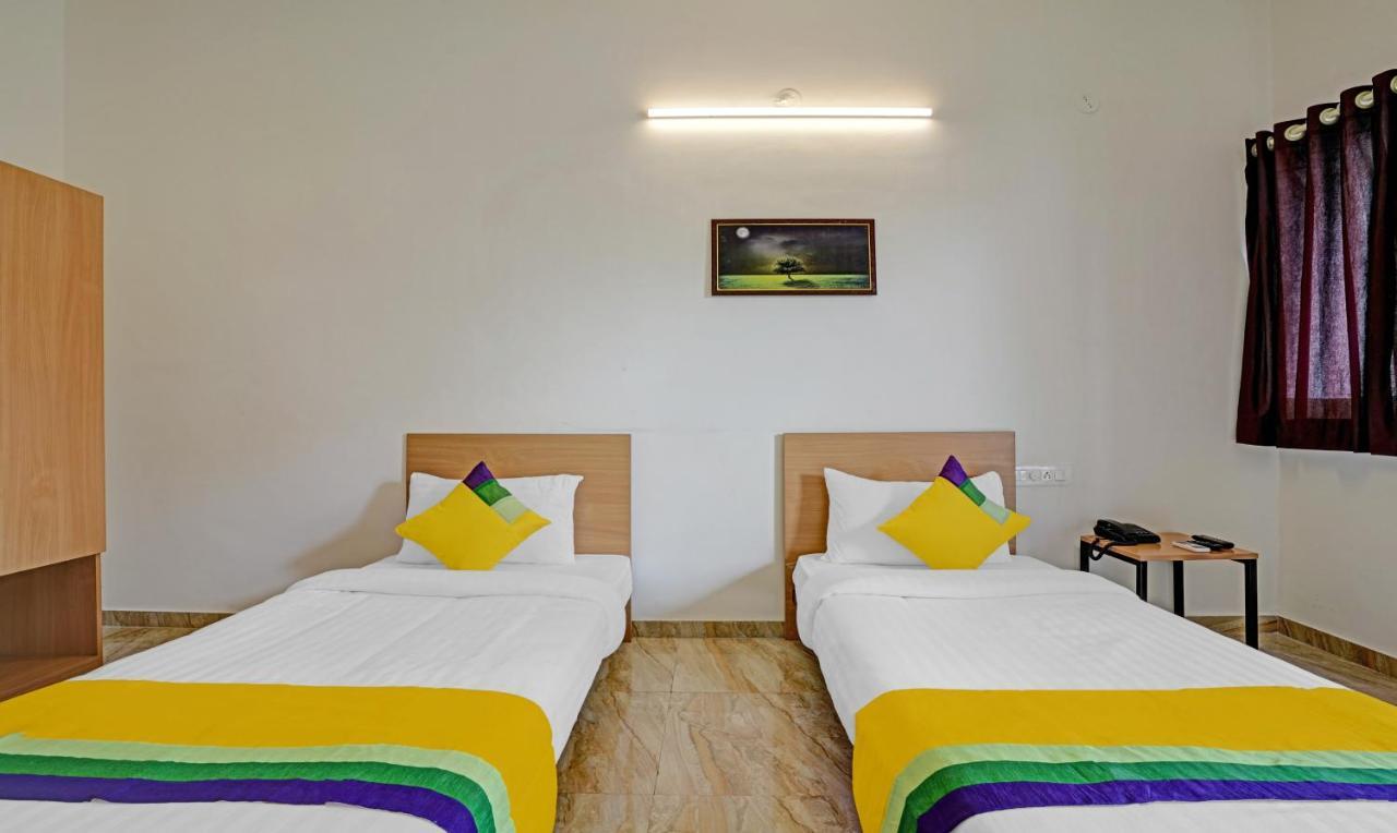 Itsy Hotels Flowers Park Nashik Dış mekan fotoğraf