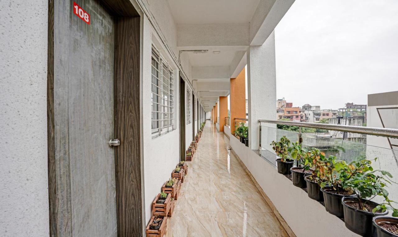 Itsy Hotels Flowers Park Nashik Dış mekan fotoğraf
