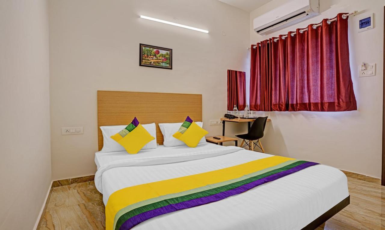 Itsy Hotels Flowers Park Nashik Dış mekan fotoğraf