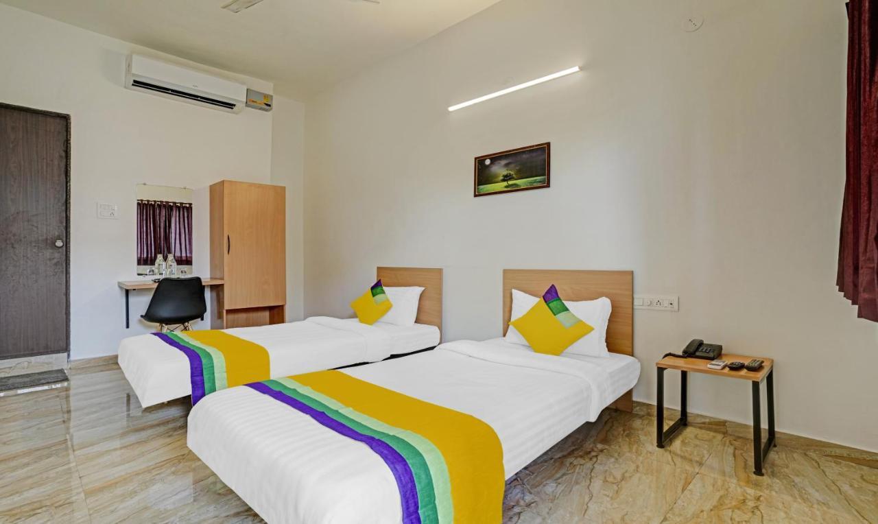 Itsy Hotels Flowers Park Nashik Dış mekan fotoğraf